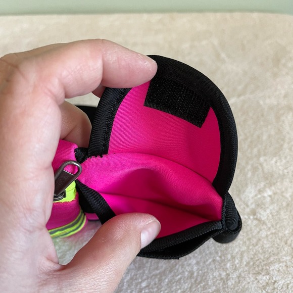 Aikendo Pink Neoprene Outdoor Multi-Functional Waterproof Zip Waist Belt Bag - Picture 7 of 10